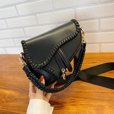 Μονό ώμο Crossbody Retro χειροποίητη υφασμένη τσάντα σέλας γυναικεία σχεδίαση με ευρύ ιμάντα