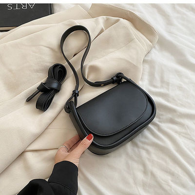 Γυναικεία πλεγμένες δερμάτινες τσάντες PU με κομψό κλείσιμο σφραγίδας για μοντέρνα εμφάνιση