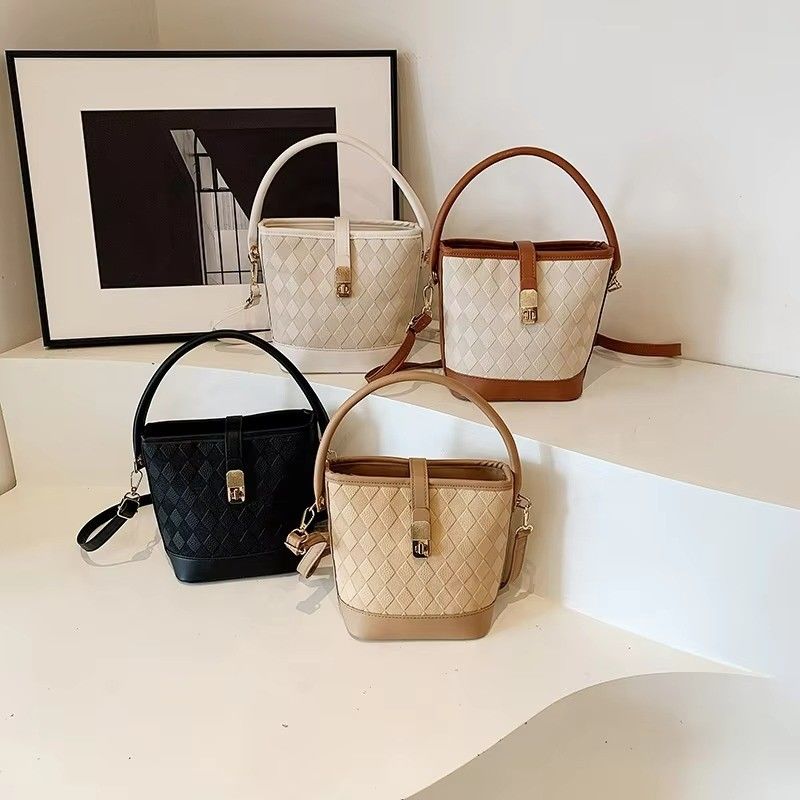 Κύριο υλικό ΠΥ δερμάτινο crossbody και beach bucket bags για καλοκαιρινή γυναικεία ντουλάπα