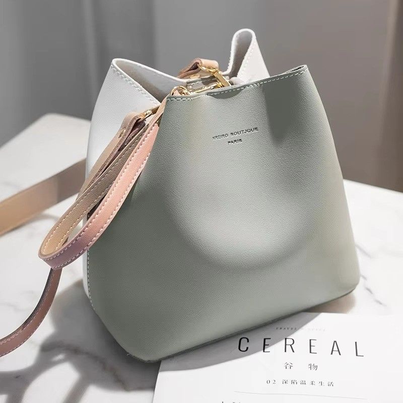 2024 Summer Female Bucket Bag Αντιδιαστολή χρώματος και ανίχνευση κίνησης για μια ευέλικτη τσάντα