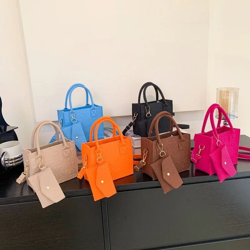 Βίντεζ στυλ Φέλτ σόλτερ τσάντα για κομψές κυρίες